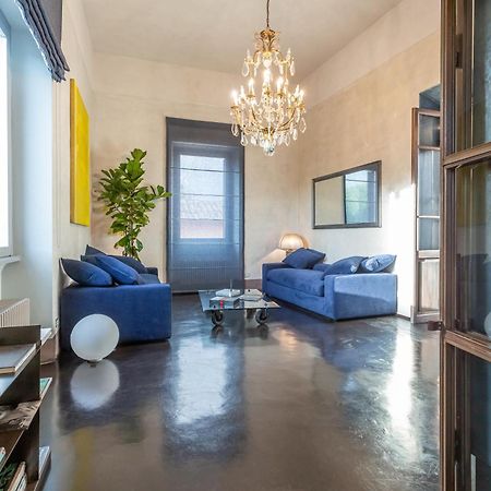 Iconic Apartment With Unique Colosseum View Rome Luaran gambar